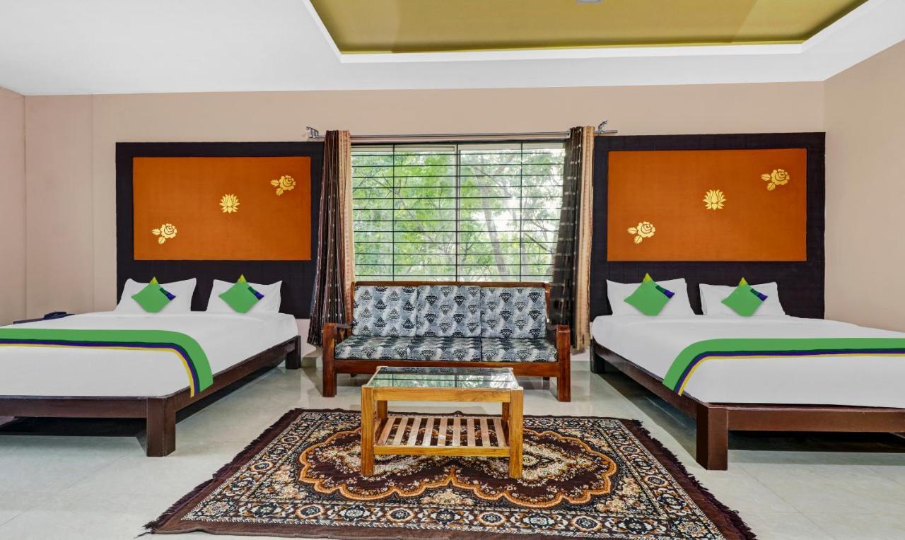 Grand Jp Inn Near 2 Km From Gundlupet Bus Stand エクステリア 写真